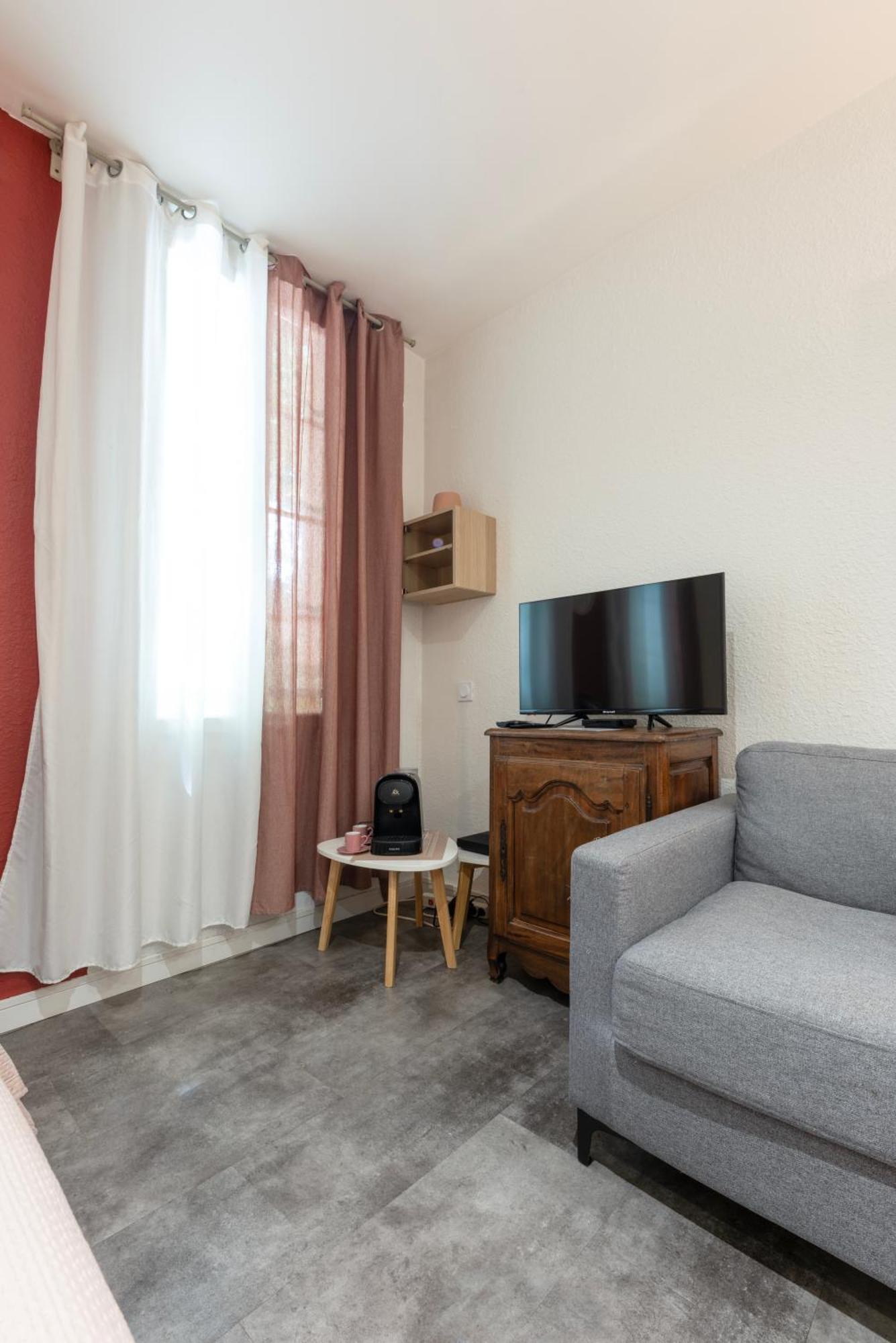 La Casita - Studio Confort Avec Parking Prive - Lit Douillet - Centre Uzes, Pont Du Gard المظهر الخارجي الصورة